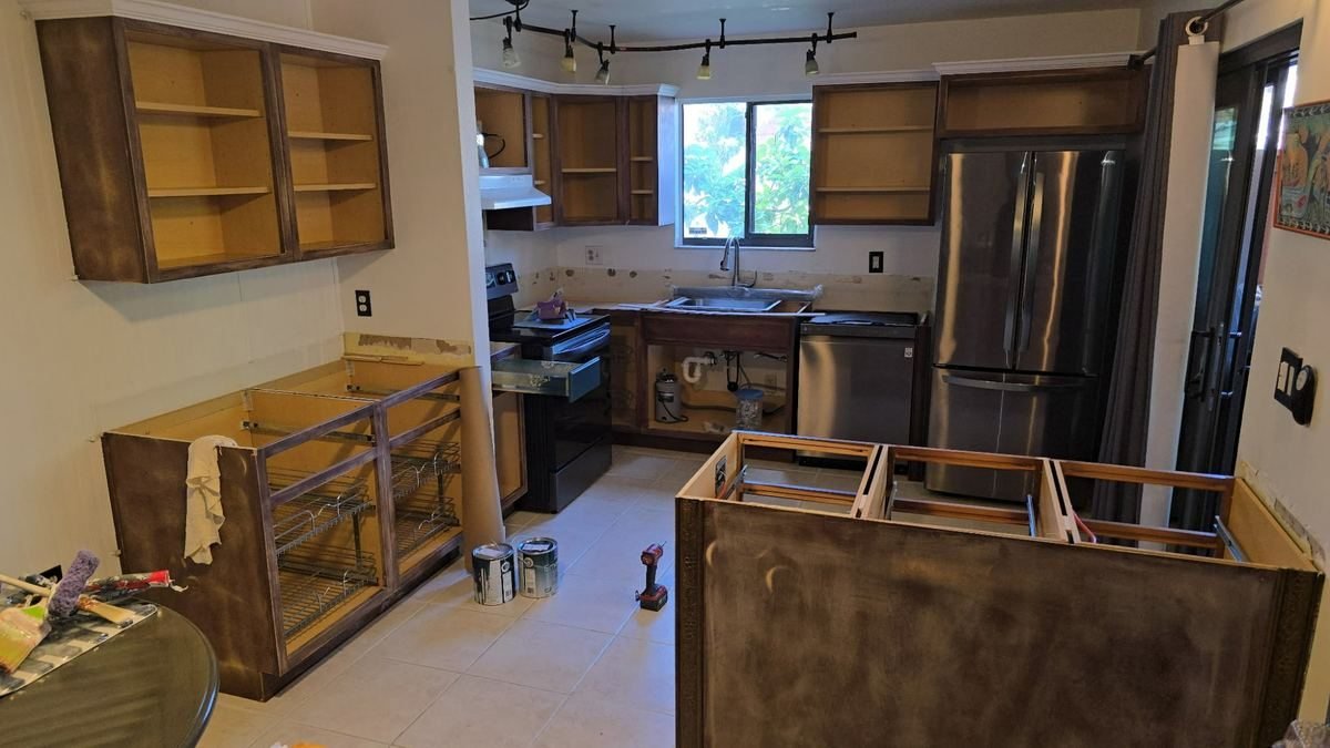Kitchen before renovation